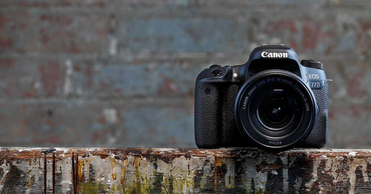 Descubre las nuevas cámaras Canon para este año 2017. La Canon EOS 800D, la EOS 77D y la compacta SX730. Todas son grandes elecciones para grabar fantásticos vídeos para tu canal de YouTube